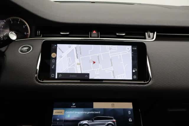 Land Rover Range Rover Evoque (2022) thumbnail 9