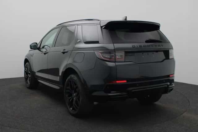 Land Rover Discovery Sport (2026) thumbnail 3