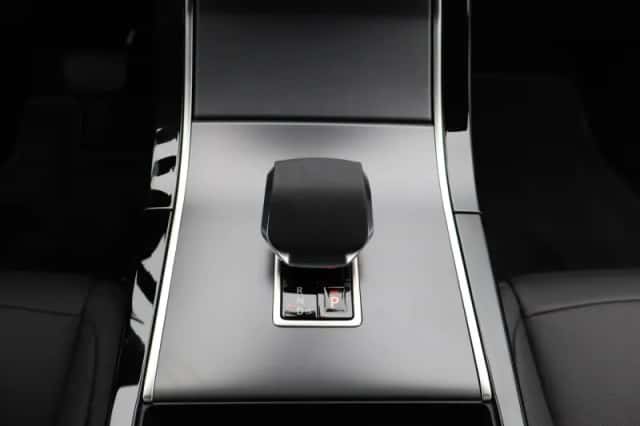 Land Rover Range Rover Evoque (2026) thumbnail 11