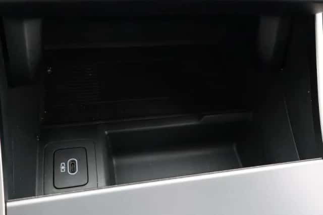 Land Rover Range Rover Evoque (2026) thumbnail 28