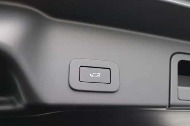 Land Rover Range Rover Evoque (2026) thumbnail 31
