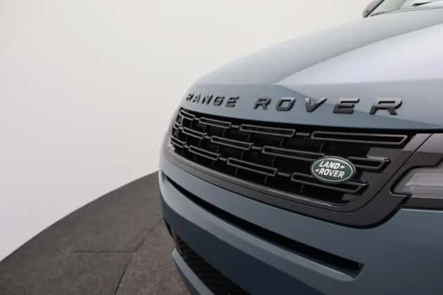 Land Rover Range Rover Evoque (2026) thumbnail 37