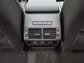 Land Rover Discovery Sport (2026) thumbnail 37