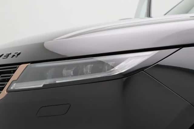 Land Rover Range Rover Sport (2025) thumbnail 14