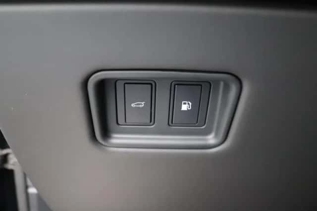 Land Rover Range Rover Sport (2025) thumbnail 28