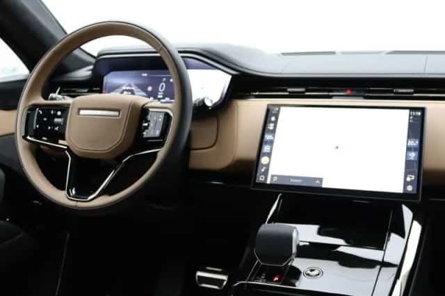 Land Rover Range Rover Sport (2025) thumbnail 33