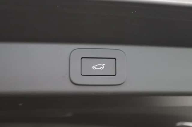 Land Rover Range Rover Sport (2025) thumbnail 39