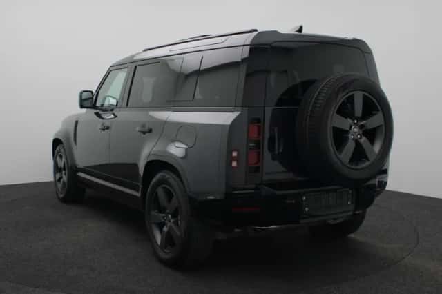 Land Rover Defender (2025) thumbnail 3