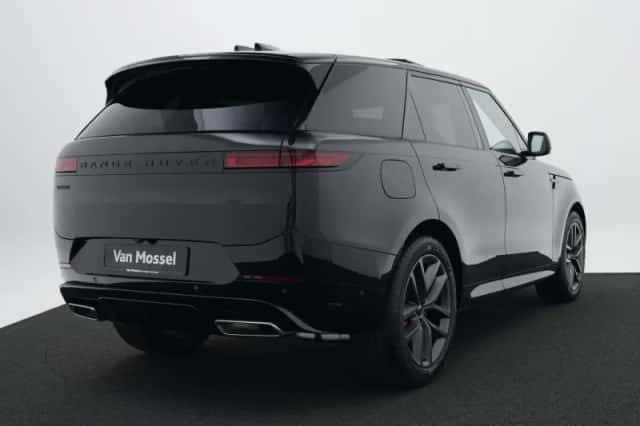 Land Rover Range Rover Sport (2026) thumbnail 3
