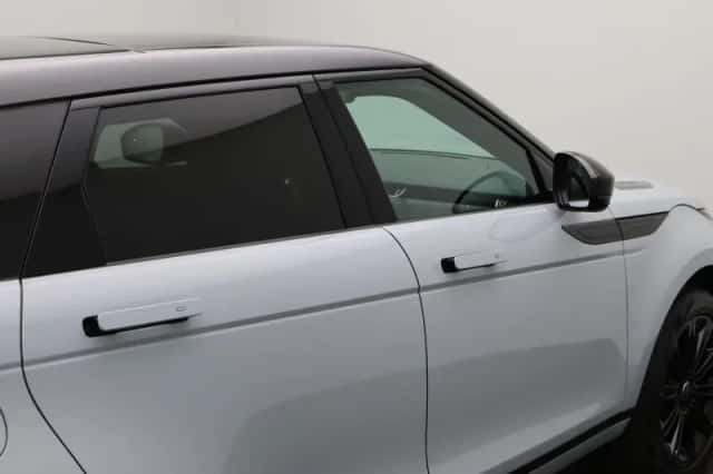 Land Rover Range Rover Evoque (2026) thumbnail 37