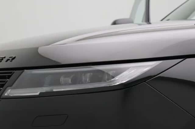 Land Rover Range Rover Sport (2024) thumbnail 15