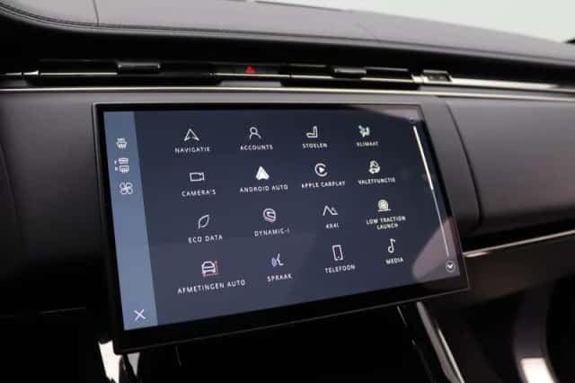 Land Rover Range Rover Sport (2024) thumbnail 24