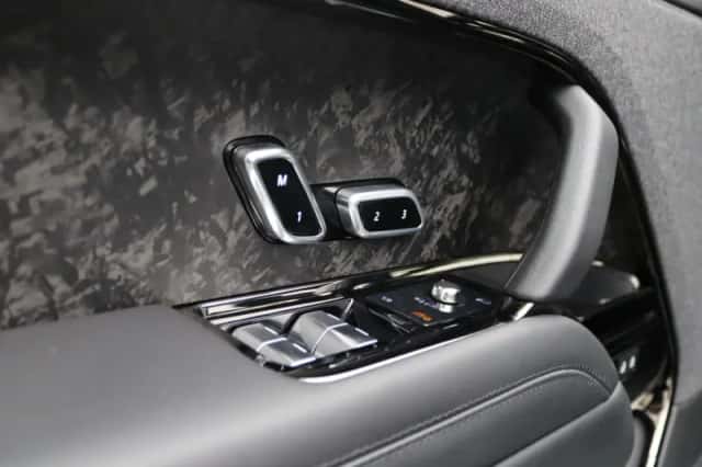 Land Rover Range Rover Sport (2024) thumbnail 31