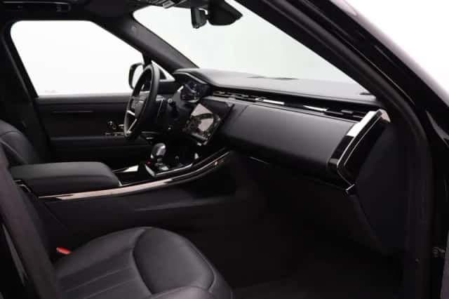 Land Rover Range Rover Sport (2024) thumbnail 33