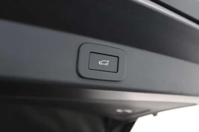 Land Rover Range Rover Sport (2024) thumbnail 40