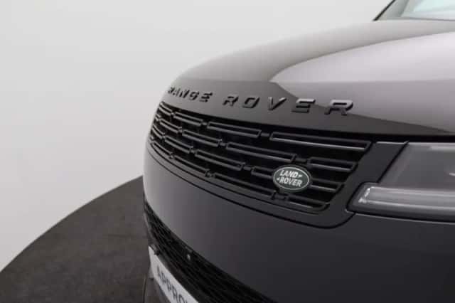 Land Rover Range Rover Sport (2024) thumbnail 43