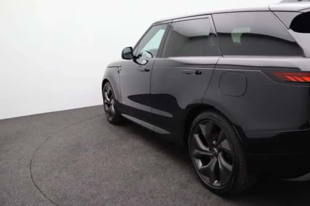 Land Rover Range Rover Sport (2024) thumbnail 45