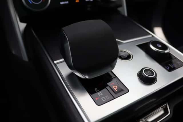 Land Rover Range Rover (2023) thumbnail 18