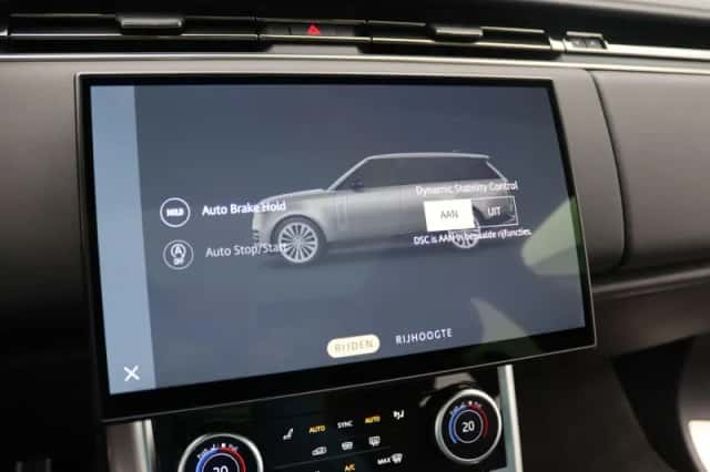 Land Rover Range Rover (2023) thumbnail 24