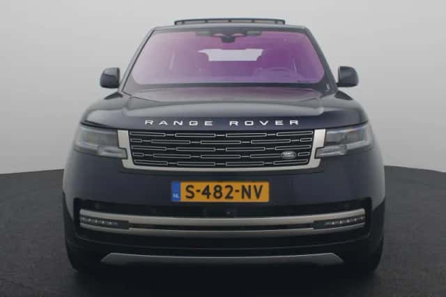 Land Rover Range Rover (2023) thumbnail 4