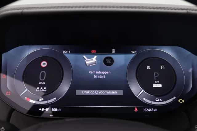 Land Rover Range Rover (2023) thumbnail 9