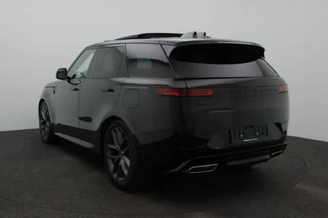 Land Rover Range Rover Sport (2026) thumbnail 3