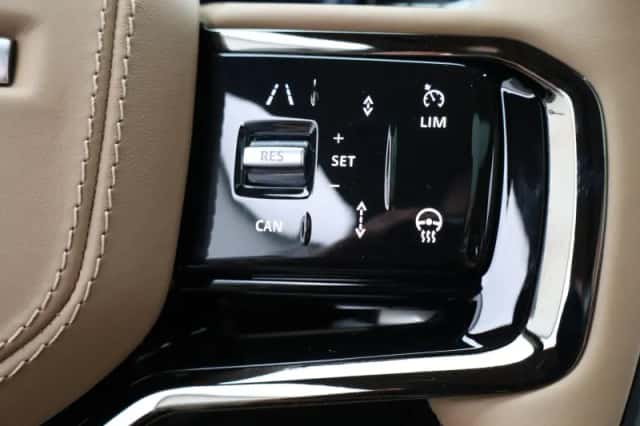 Land Rover Range Rover Sport (2026) thumbnail 32