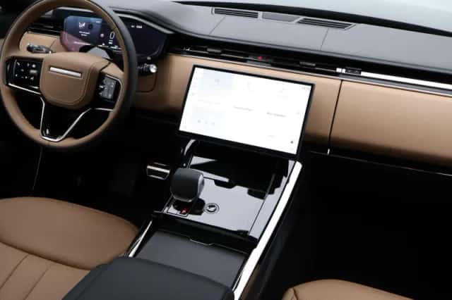 Land Rover Range Rover Sport (2026) thumbnail 40