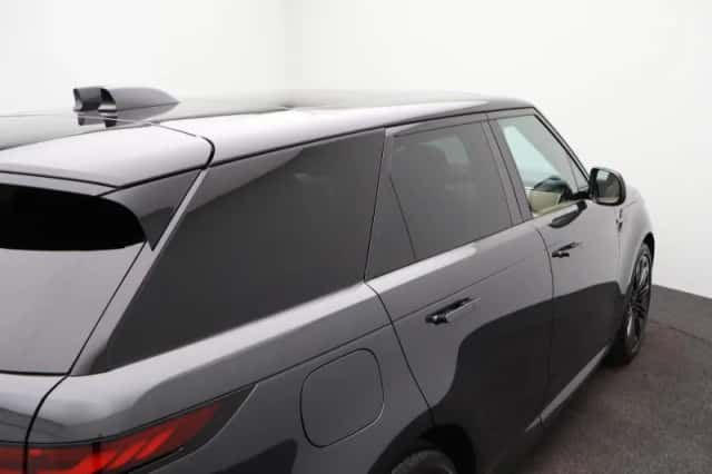 Land Rover Range Rover Sport (2026) thumbnail 50