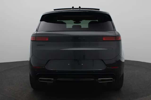 Land Rover Range Rover Sport (2026) thumbnail 6