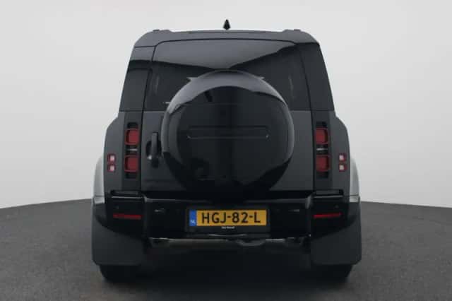 Land Rover Defender (2025) thumbnail 6