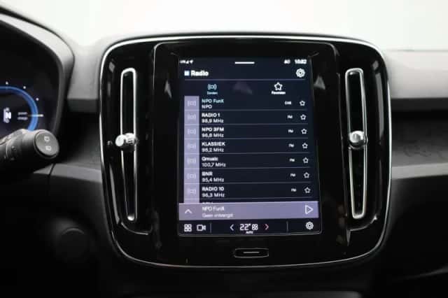 Volvo XC40 (2022) thumbnail 19