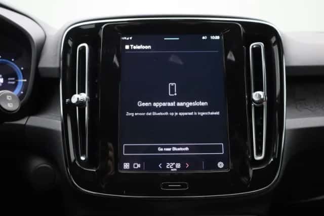 Volvo XC40 (2022) thumbnail 23