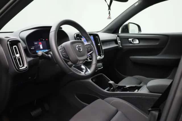 Volvo XC40 (2022) thumbnail 29