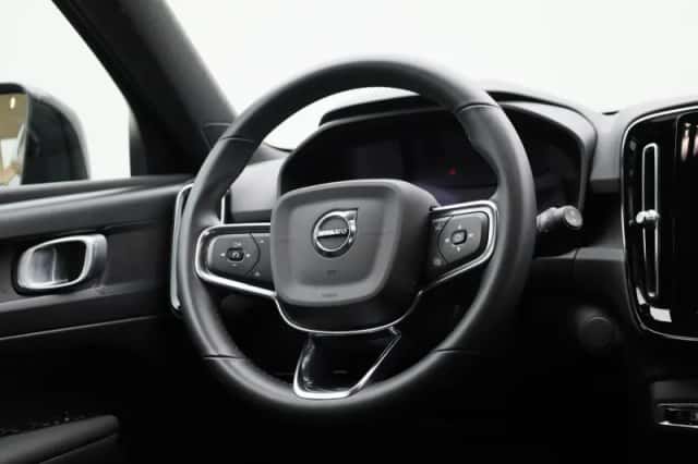 Volvo XC40 (2022) thumbnail 35
