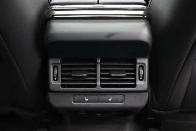 Land Rover Range Rover Evoque (2026) thumbnail 26