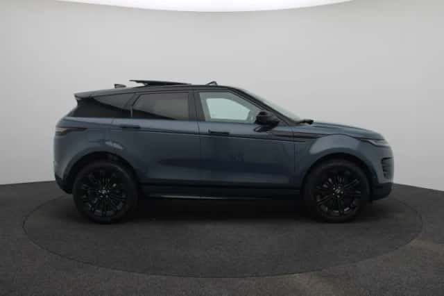 Land Rover Range Rover Evoque (2026) thumbnail 4