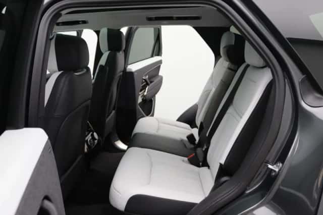 Land Rover Range Rover Sport (2023) thumbnail 13