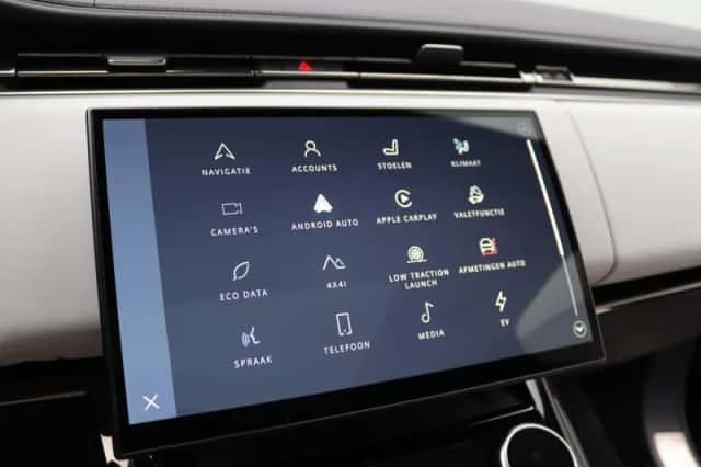Land Rover Range Rover Sport (2023) thumbnail 23