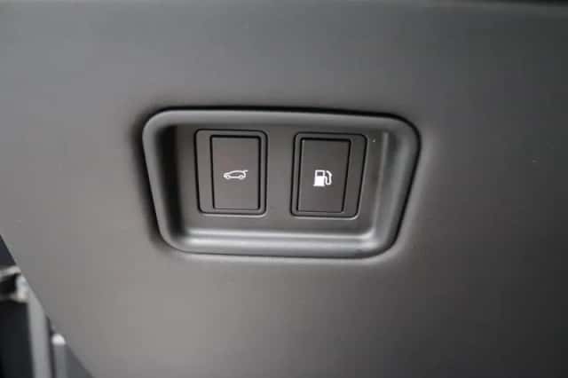Land Rover Range Rover Sport (2023) thumbnail 29