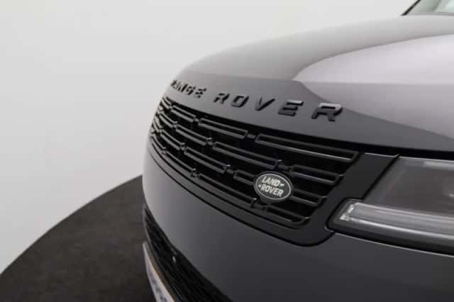 Land Rover Range Rover Sport (2023) thumbnail 42