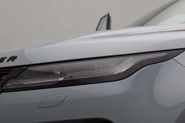 Land Rover Range Rover Evoque (2026) thumbnail 8