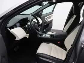 Land Rover Discovery Sport (2022) thumbnail 12