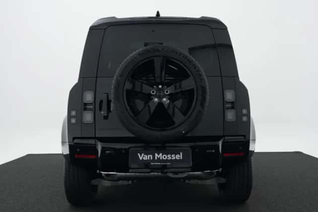 Land Rover Defender (2026) thumbnail 5