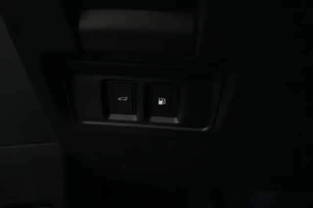 Land Rover Range Rover Evoque (2026) thumbnail 33
