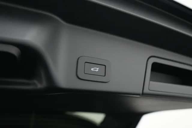 Land Rover Range Rover Evoque (2026) thumbnail 39