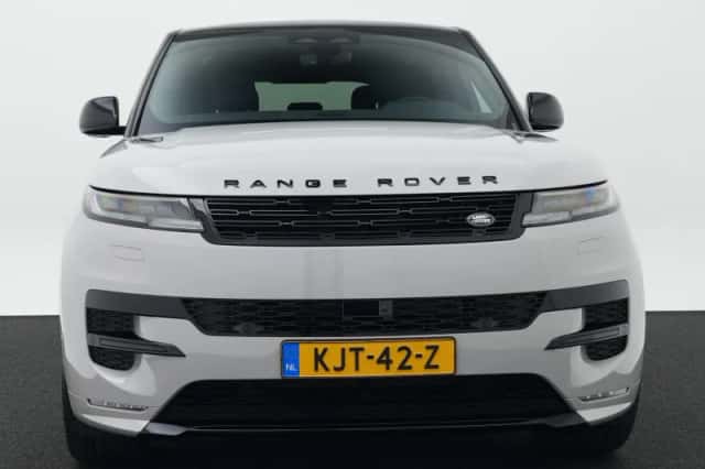Land Rover Range Rover Sport (2026) thumbnail 4