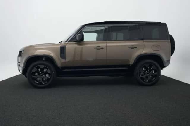 Land Rover Defender (2026) thumbnail 5