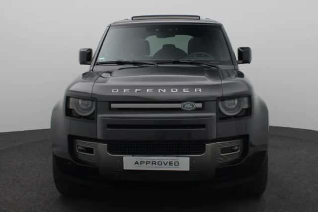 Land Rover Defender (2025) thumbnail 4