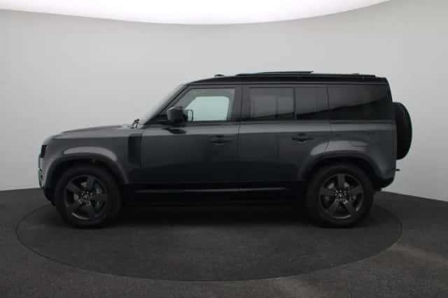 Land Rover Defender (2025) thumbnail 5